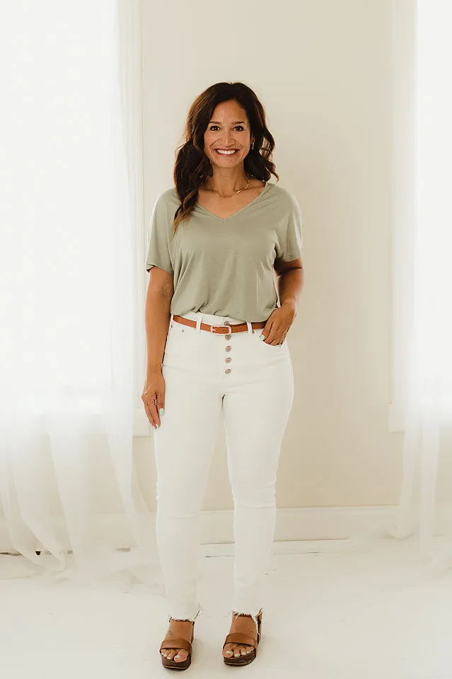 Relaxed Loose Fit V-Neck